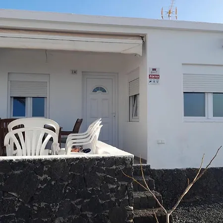 La Casa De La Playa Holiday home